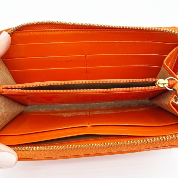 Patent Orange ANYA HINDMARCH zip around wallet - Picture 7 of 10